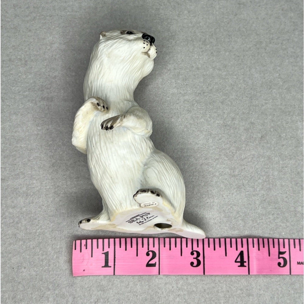 VTG Sea Pup Otter Figurine Porcelain Crystal Ice 1989 Winter Snow Holiday Gift - Picture 12 of 13